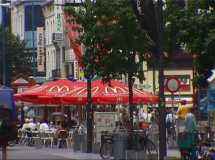 Kuva hampurilaispaikasta. Klikkaa ja katso kuva isompana